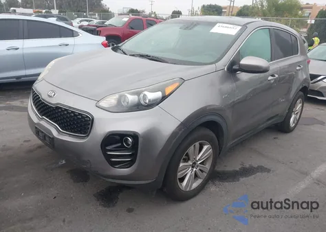 2018 Kia Sportage Lx z USA, uszkodzony, nr VIN KNDPMCAC2J7337744